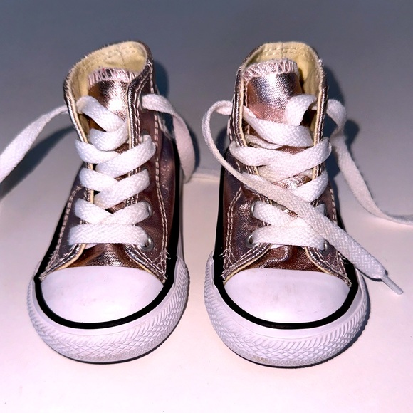 Converse size 4 Rose Gold High Tops - Picture 1 of 6